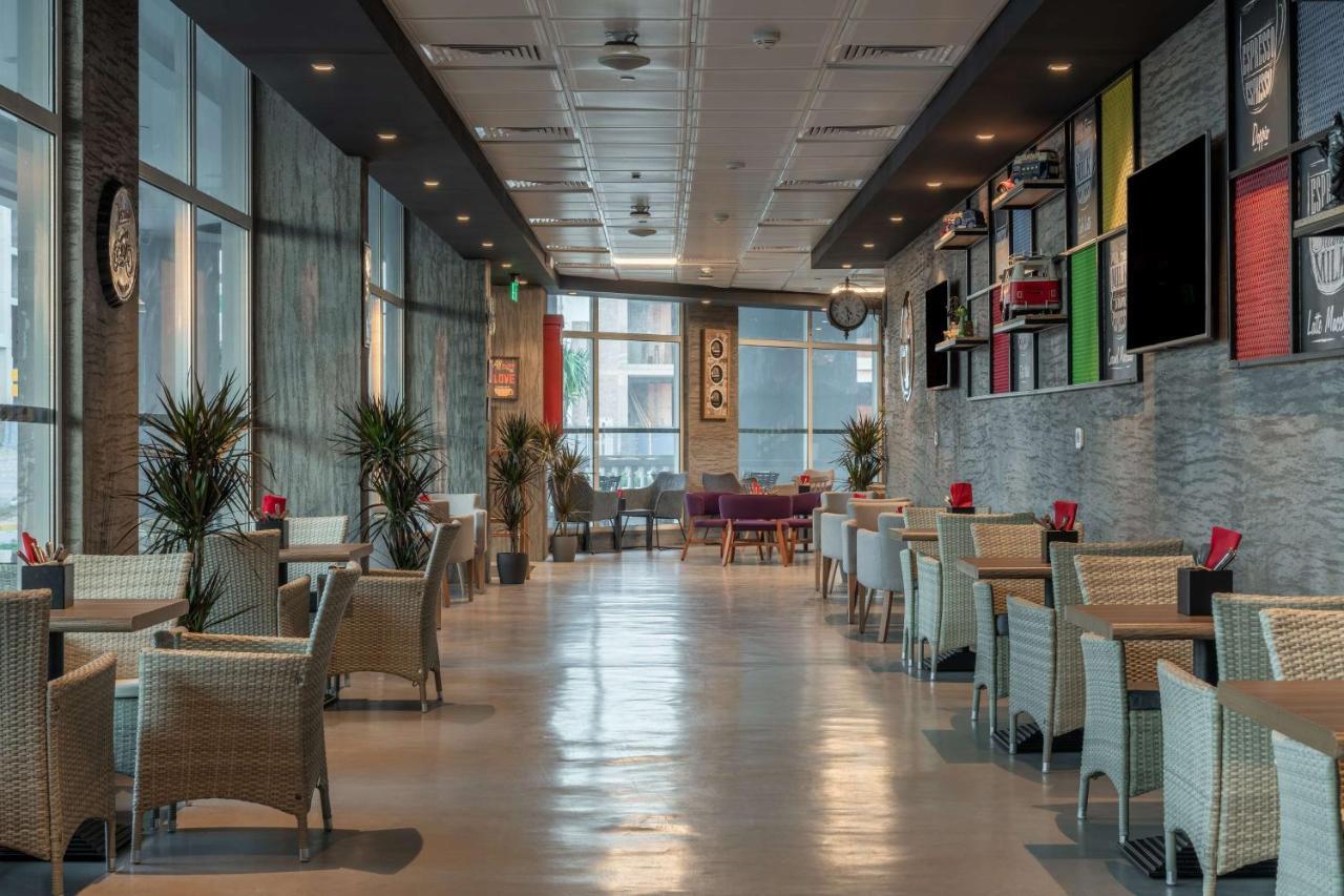 Park Inn By Radisson Jubail Industrial City Exteriér fotografie