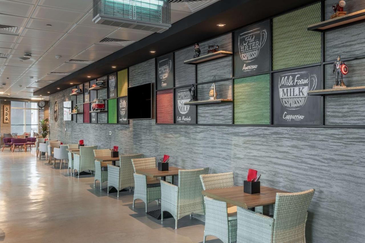 Park Inn By Radisson Jubail Industrial City Exteriér fotografie